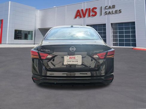 Used 2025 Nissan Altima 2.5 SV image 7