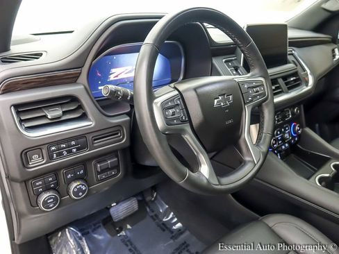Used 2023 Chevrolet Suburban Z71 w/ Z71 Off-Road Package AWD/4WD image 11