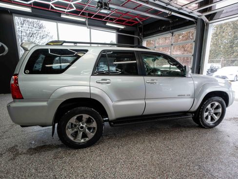 Used 2007 Toyota 4Runner Limited image 4