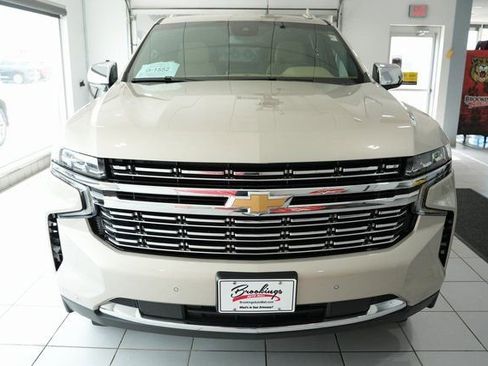 Used 2024 Chevrolet Suburban Premier image 5