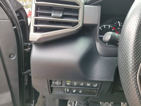 Used 2022 Toyota Tundra SR5 image 17