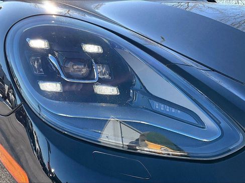 Used 2018 Porsche Panamera 4S image 29