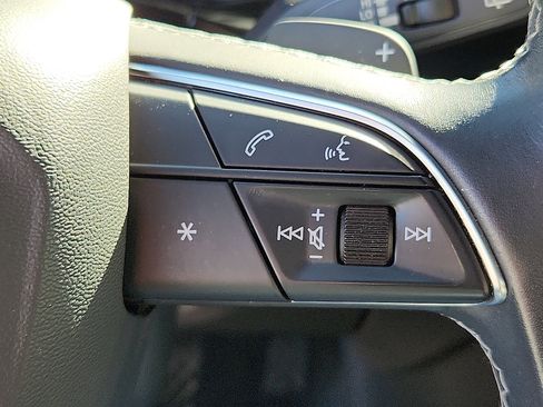 Used 2021 Audi Q8 Premium Plus w/ Premium Plus Package image 16