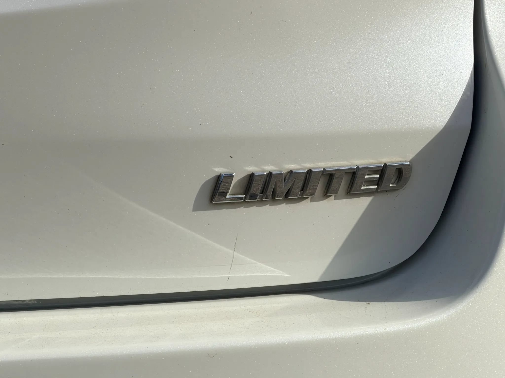 Used 2018 Toyota Highlander Limited FWD image 10