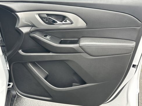 Certified 2023 Chevrolet Traverse LT image 15