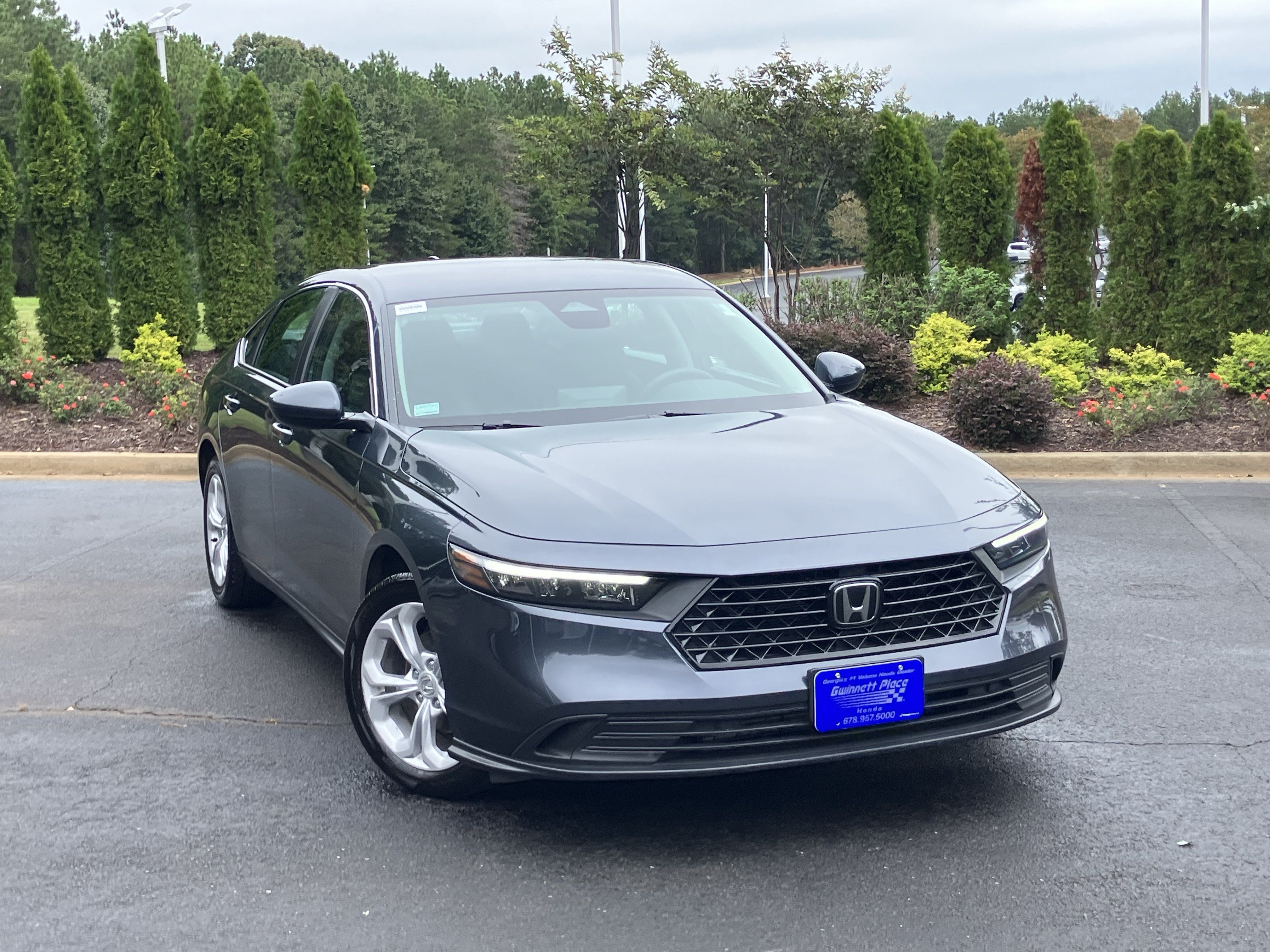 Used 2023 Honda Accord LX image 2