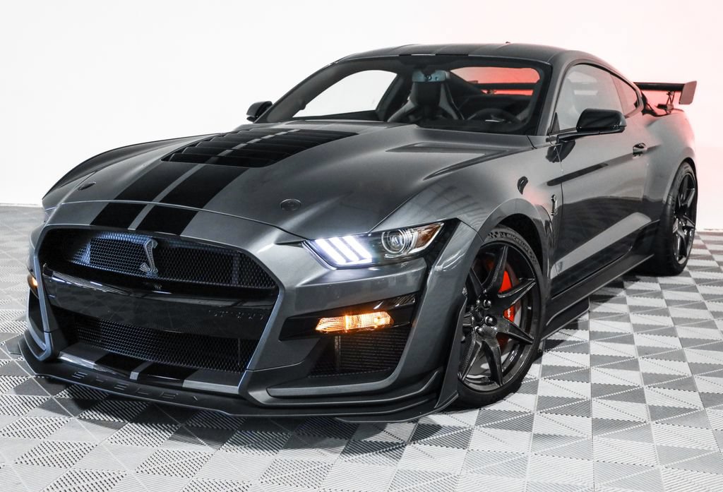 Used 2022 Ford Mustang Shelby GT500 w/ Carbon Fiber Track Pack RWD image 11