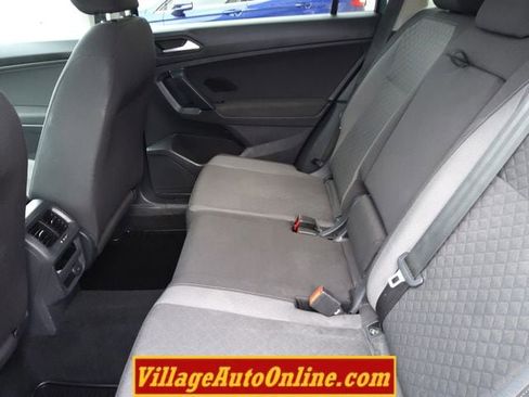 Used 2019 Volkswagen Tiguan S image 22
