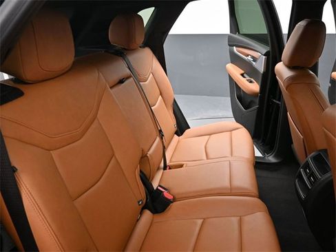 Used 2025 Cadillac XT5 Premium Luxury image 22