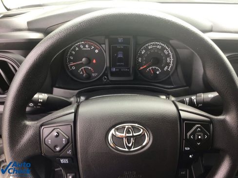 Used 2022 Toyota Tacoma SR image 16