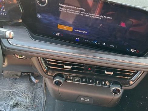 Used 2025 Chevrolet Tahoe LS image 16