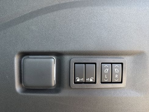 New 2026 GMC Yukon XL Denali w/ Sun & Power Step Package image 36