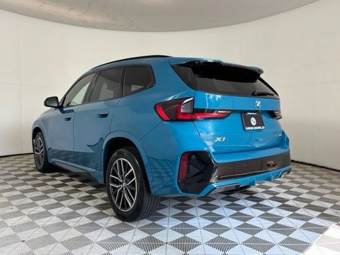 Used 2023 BMW X1 xDrive28i w/ M Sport Package AWD/4WD image 5