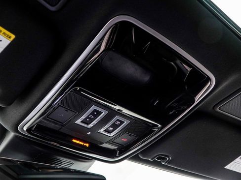 Used 2021 Land Rover Range Rover Westminster Edition image 38