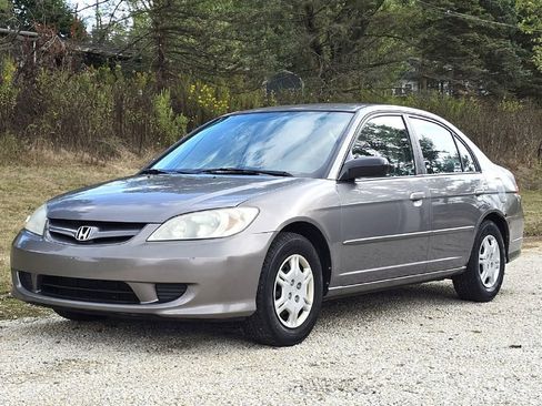 Used 2004 Honda Civic LX image 2