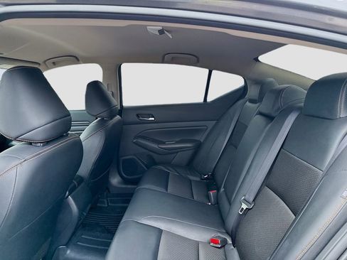 Used 2022 Nissan Altima 2.5 SR FWD image 19