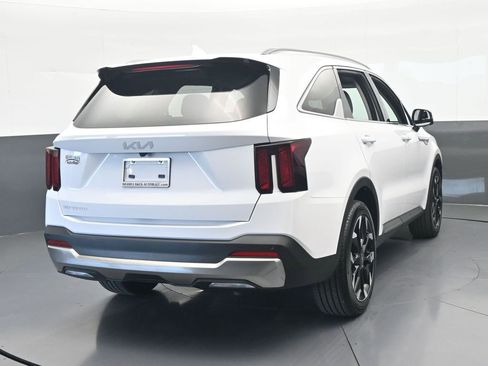 New 2025 Kia Sorento EX w/ Panoramic Sunroof Package image 5