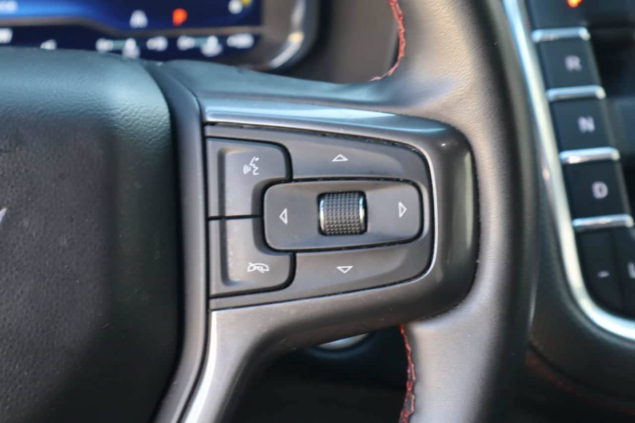 Used 2024 Chevrolet Suburban RST RWD image 14