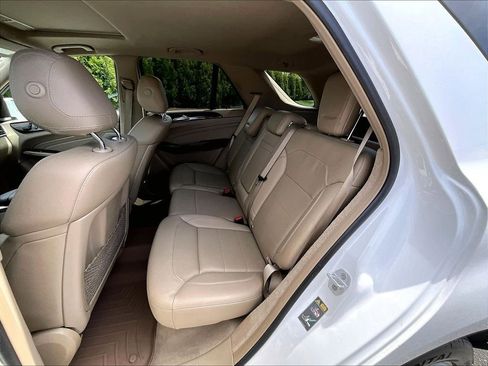 Used 2015 Mercedes-Benz ML 250 BlueTEC 4MATIC image 15