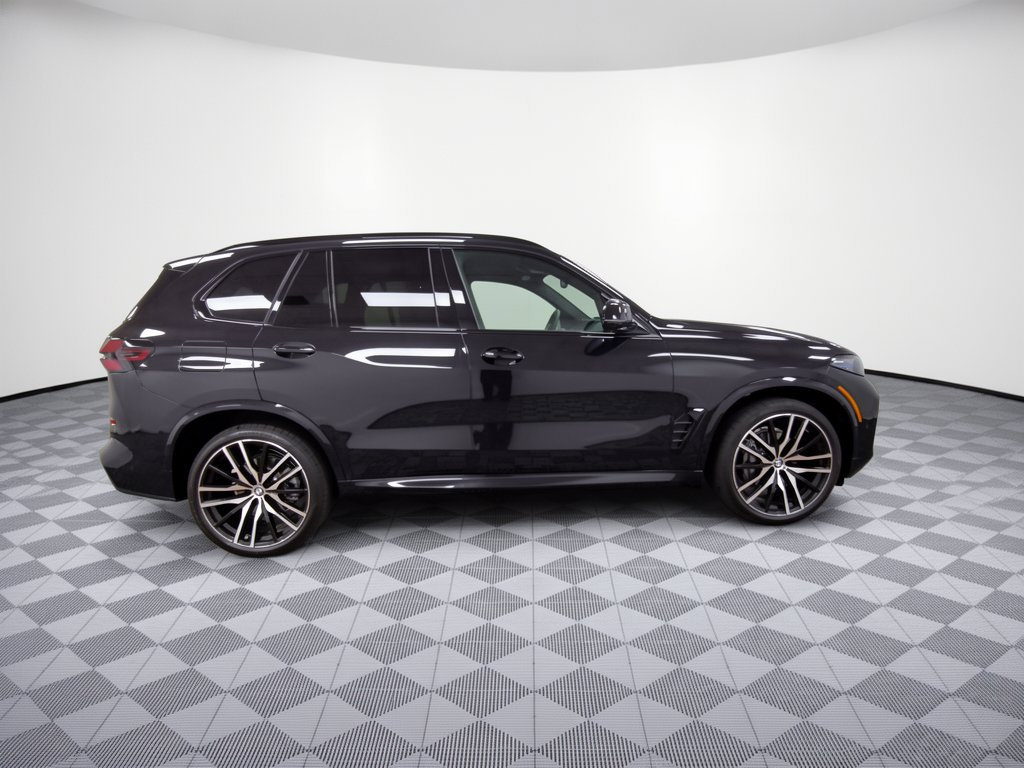 Used 2026 BMW X5 xDrive40i w/ M Sport Package AWD/4WD image 8