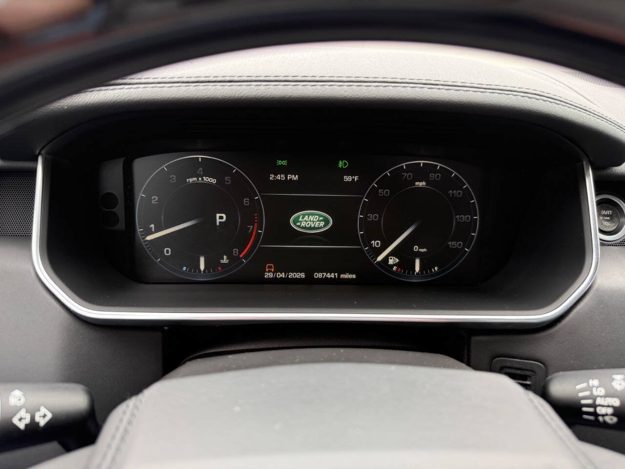 Used 2015 Land Rover Range Rover HSE AWD/4WD image 23