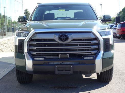 Used 2023 Toyota Tundra Limited AWD/4WD image 7