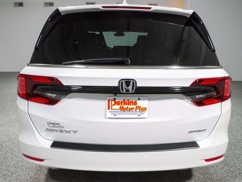 Used 2023 Honda Odyssey Sport image 8