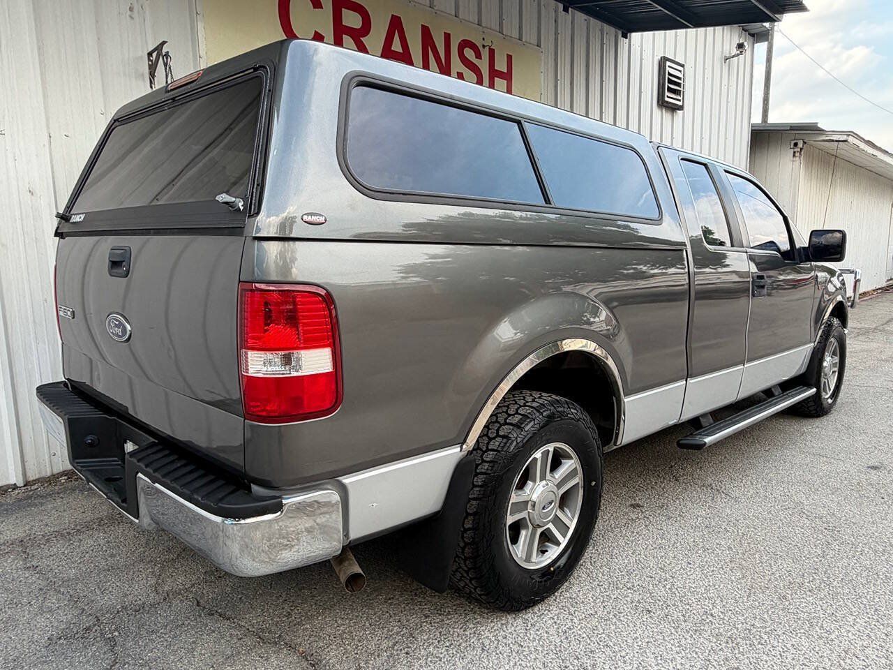 Used 2005 Ford F150 XLT RWD image 4