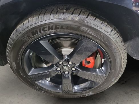 Used 2020 Land Rover Defender 110 X image 7