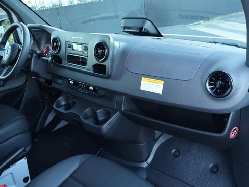 New 2026 Mercedes-Benz Sprinter 2500 image 5