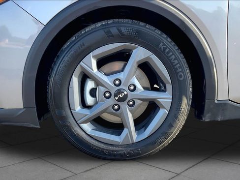 Used 2025 Kia K4 FWD image 11