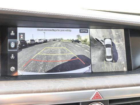 Used 2020 Genesis G90 5.0 Ultimate image 9