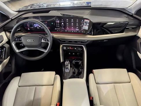 Certified 2025 Audi Q5 Premium w/ Premium Plus AWD/4WD image 24