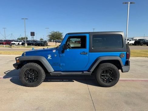 Used 2015 Jeep Wrangler Sport w/ Quick Order Package 24S AWD/4WD image 7
