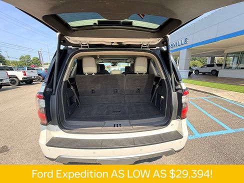 Used 2019 Ford Expedition Limited w/ Equipment Group 301A RWD image 20