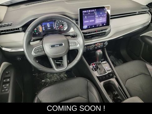 Used 2022 Jeep Compass Limited AWD/4WD image 32