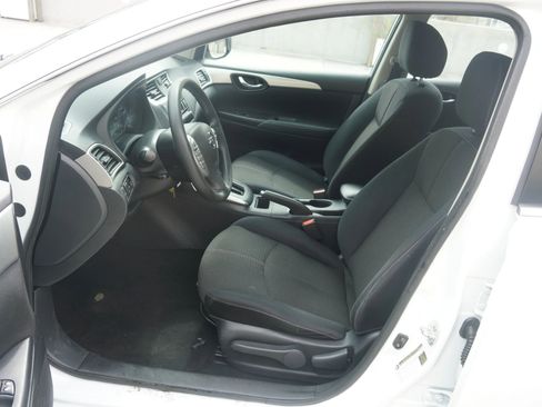 Used 2017 Nissan Sentra S image 26