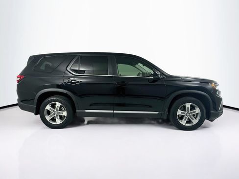 Certified 2024 Honda Pilot EX-L image 4