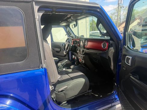 Used 2019 Jeep Wrangler Rubicon AWD/4WD image 28