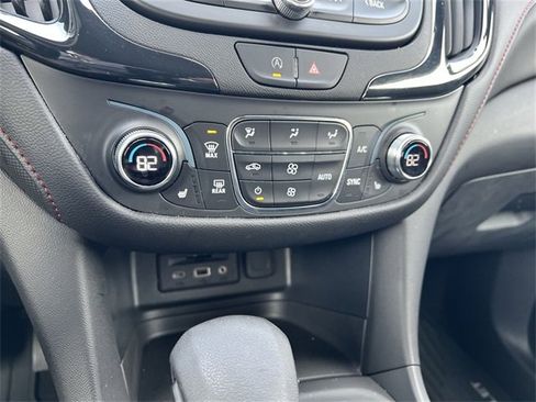 Certified 2023 Chevrolet Equinox RS image 16