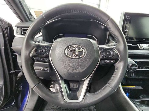 Used 2020 Toyota RAV4 XSE AWD/4WD image 16