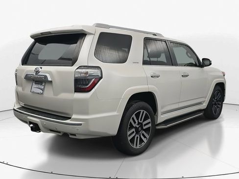 Used 2016 Toyota 4Runner Limited image 9