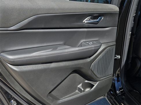 New 2025 Jeep Grand Cherokee L Laredo w/ Luxury Tech Group I image 15