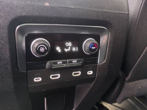 Used 2021 Chevrolet Tahoe Z71 w/ Rear Media and Nav Package image 38