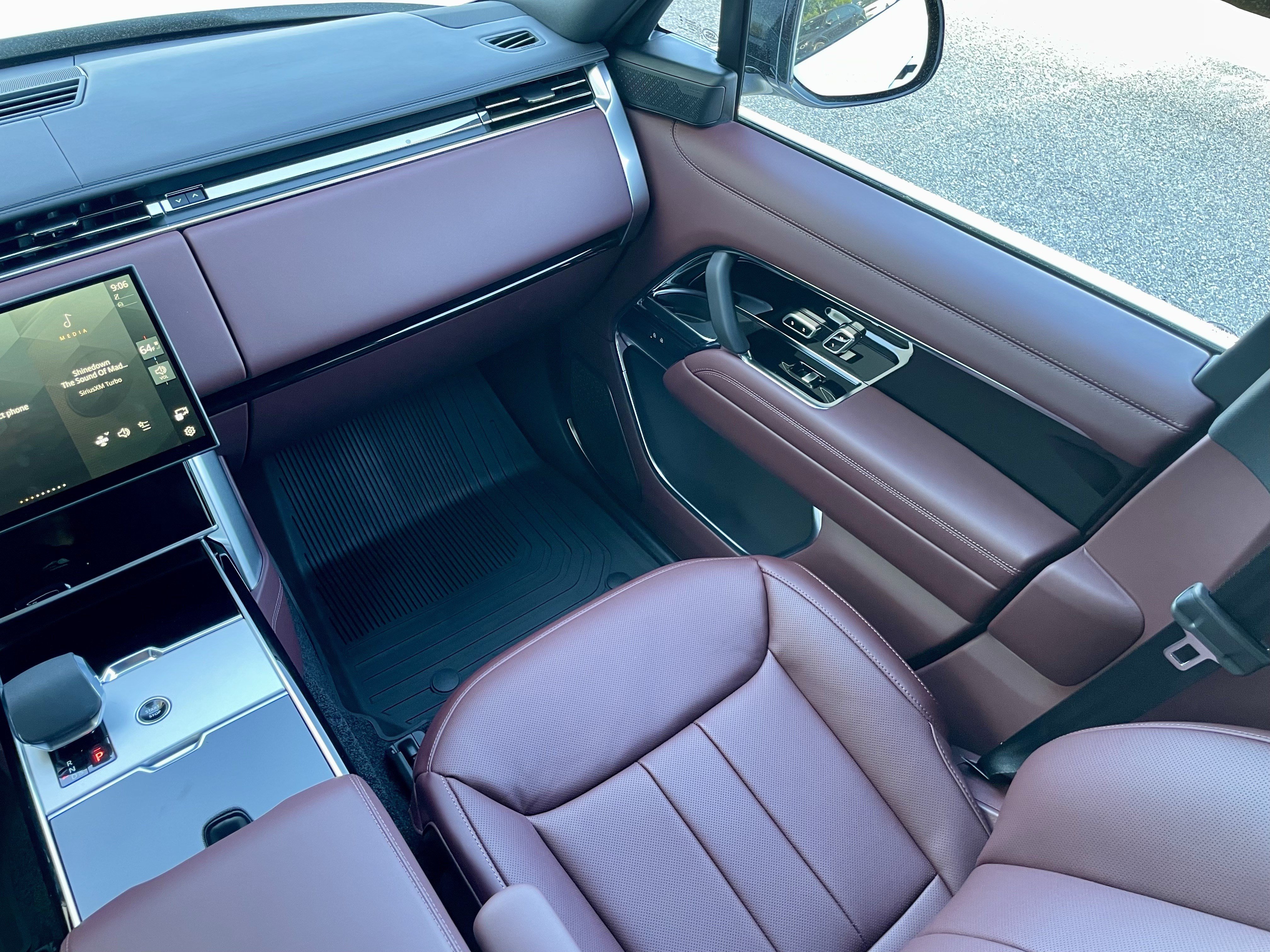 New 2026 Land Rover Range Rover Autobiography AWD/4WD image 18