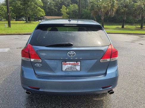Used 2010 Toyota Venza FWD image 3