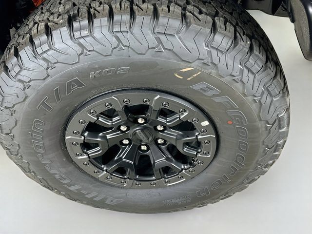 New 2026 Ford Bronco Raptor AWD/4WD image 30