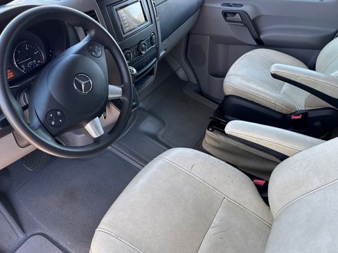 Used 2017 Mercedes-Benz Sprinter 3500 image 10