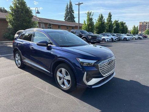 Used 2023 Audi Q4 e-tron Premium w/ Convenience Package AWD/4WD image 8