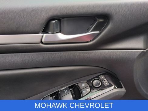 Used 2024 Nissan Altima 2.5 SR AWD/4WD image 22